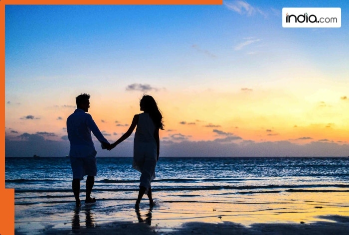 This is world's longest beach; you can't cover it even in two days; its name..., located in...