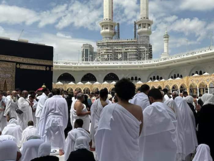 Mecca Umrah crowd