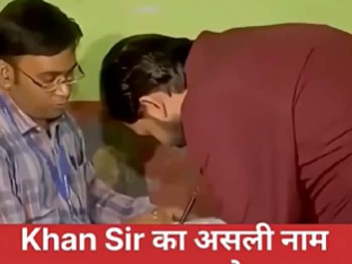 Khan sir real age