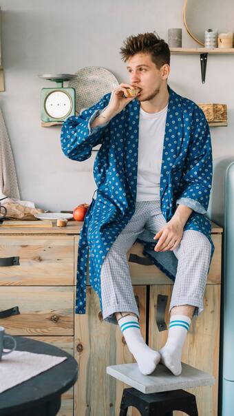 7 Best Men’s Socks for Comfort, Breathability & Style