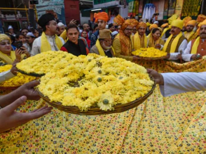 Nizamuddin Auliya Dargah Basant Panchami