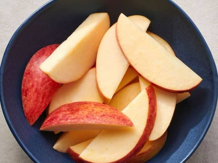 Scientific Reason Apple BROWNS