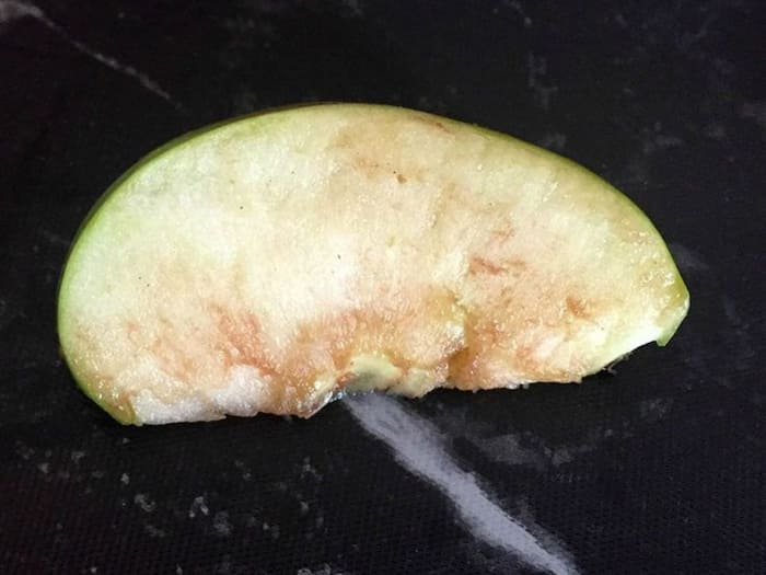 Scientific Reason Apple BROWNS