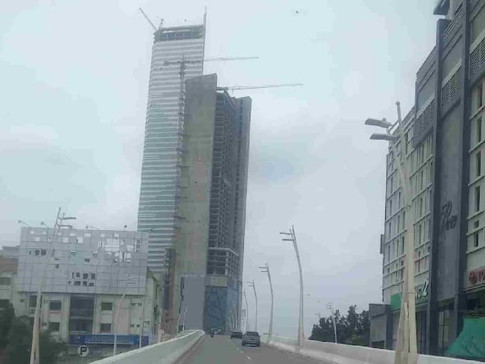 Where is Bahria Icon Tower located  62