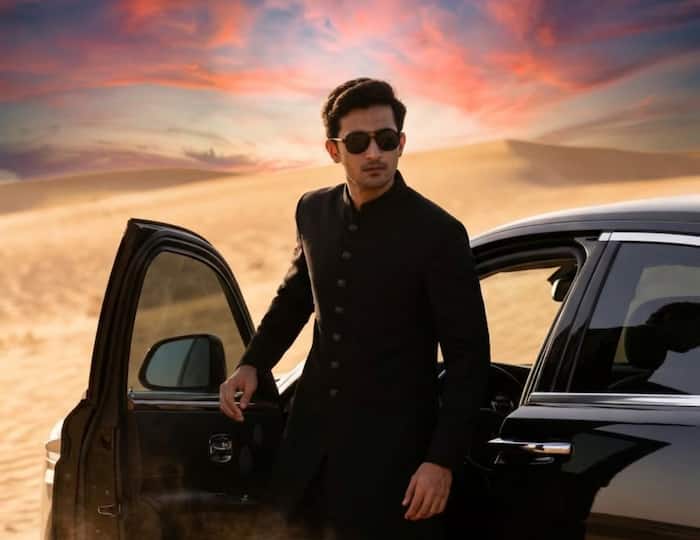 Akshaye Khanna Dhurandhar look prompt