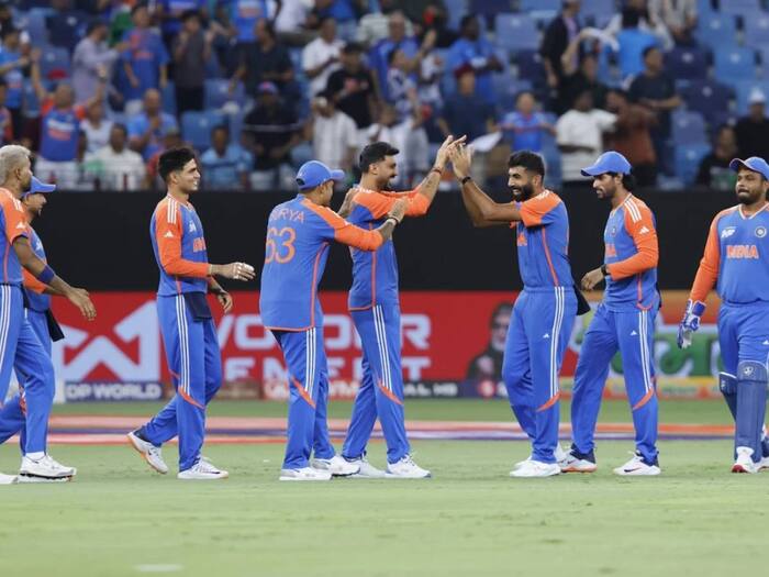 Axar Patel celebrates