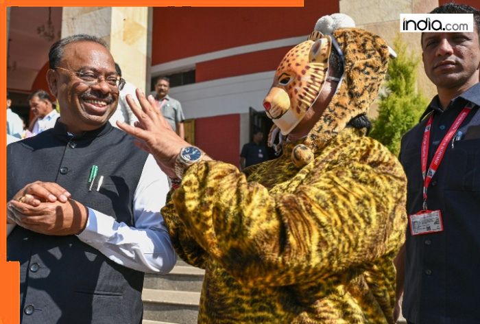 ‘Govt should declare…’: Why Shiv Sena MLA cosplayed as a leopard at Vidhan Bhavan? The reason is…; watch VIDEO