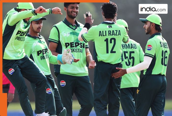 WATCH: Pakistan Under-19 team celebrate with Akshaye Khanna's superhit entry song from banned movie 'Dhurandhar' after Under-19 Asia Cup 2025 win, video goes viral
