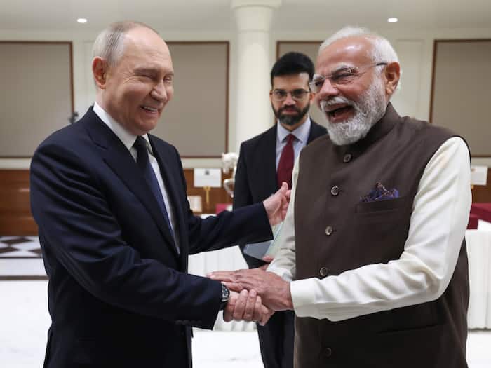 PM Modi and Putin friendship