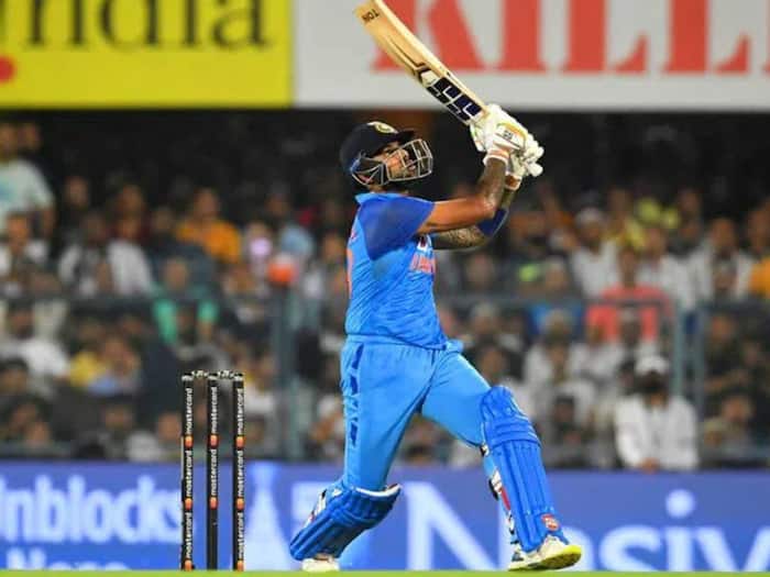 Surya Kumar Yadav SIXES