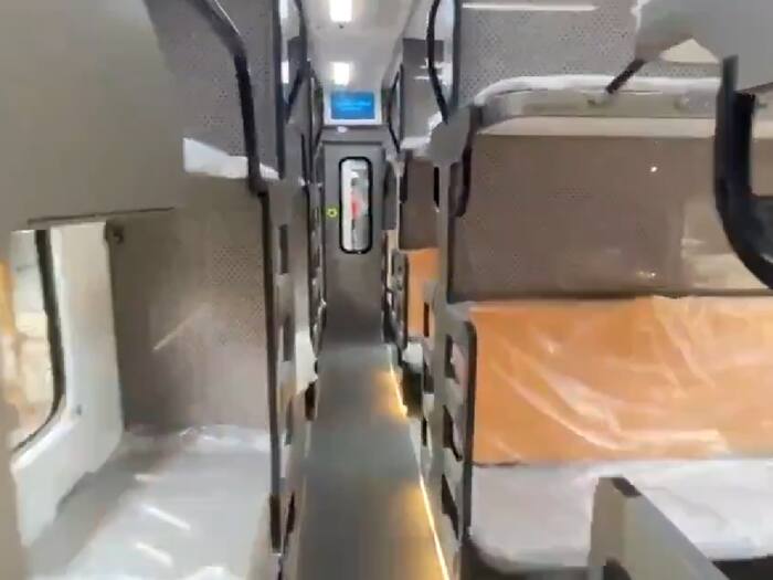 Vande Bharat Sleeper Vs Rajdhani Express