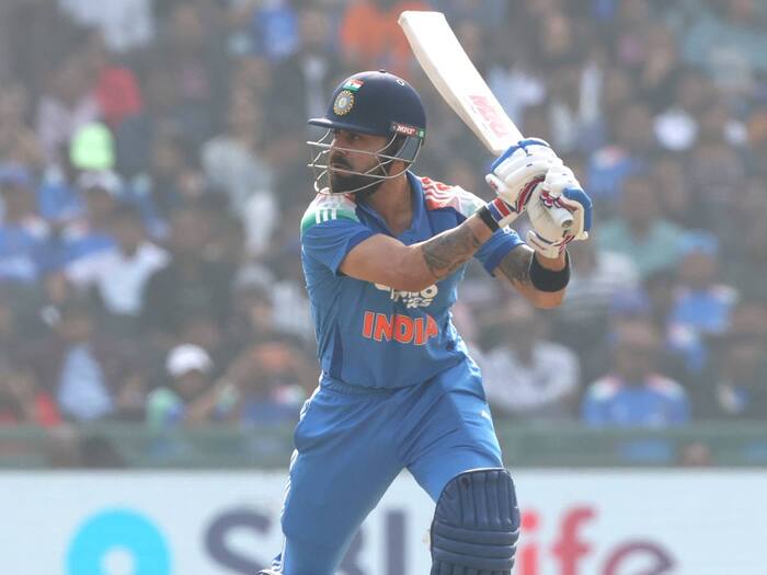 Virat Kohli batting