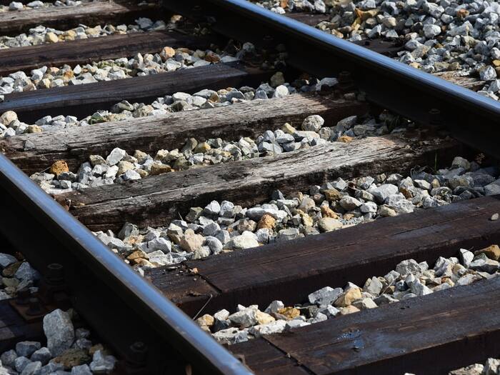 Why Water Does Not Accumulate On Railway Tracks