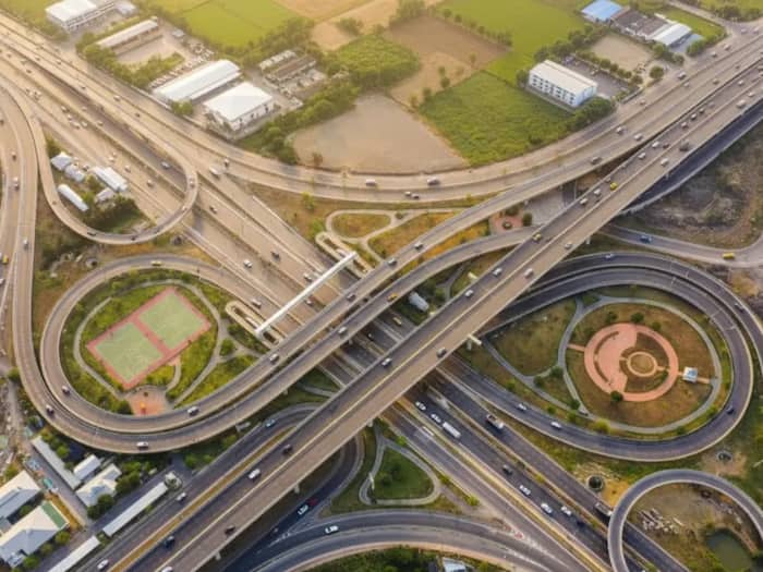 YEIDA expressway project