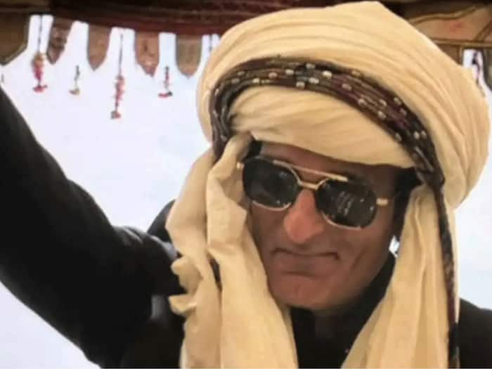 Akshaye khanna horoscope