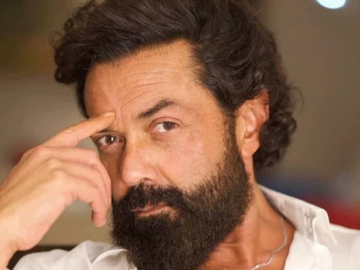 Bobby deol astrology