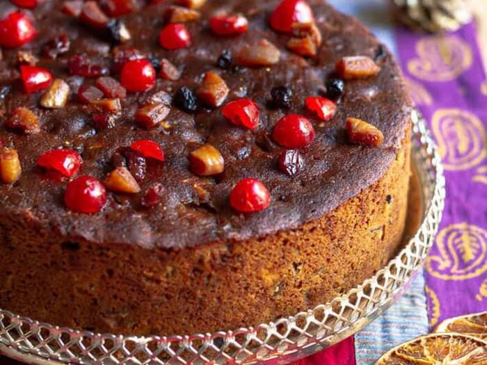 Christmas plum cake  2