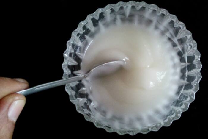 Homemade glowing face cream