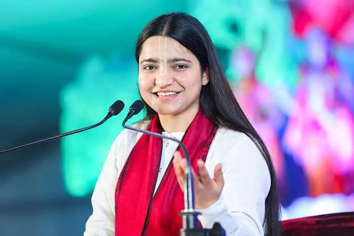 Devi Krishnapriya charges