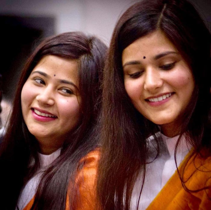 Neha Saraswat kathavachak  Indian spiritual speakers fees