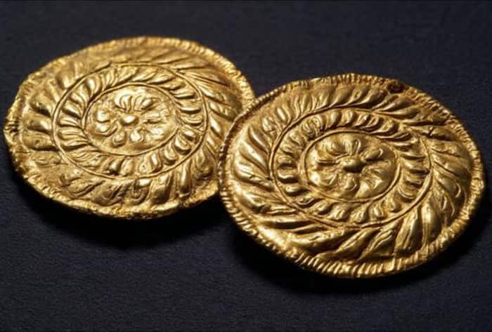 Gold coins
