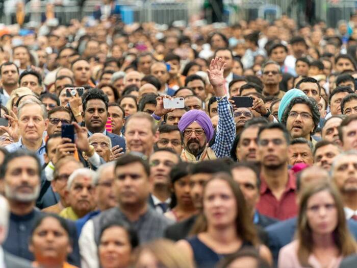 What percentage of people in india are patriots