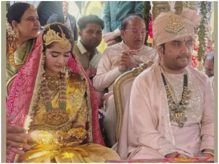 Indresh upadhyay wedding photos