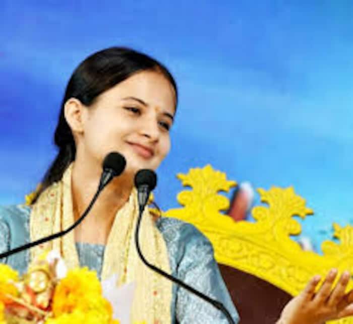 Palak Mishra kathavachan fees