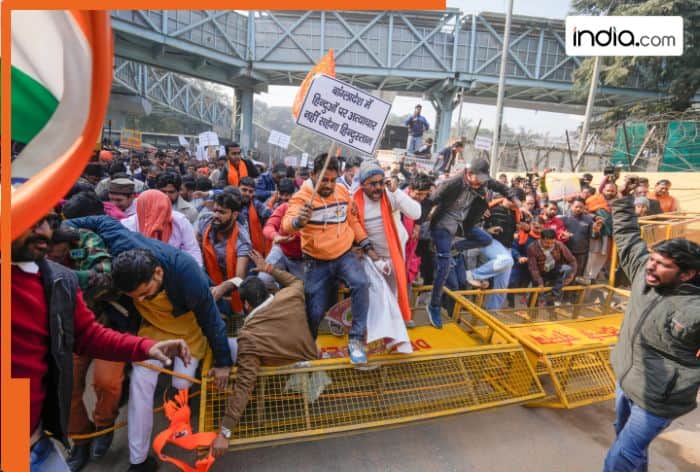 'Hindu rakt ki ek ek boond...':  VHP, Bajrang Dal protest outside Bangladesh High Commission in Delhi over Hindu man's lynching