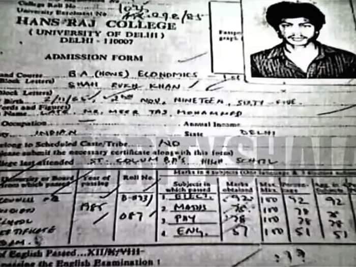 Shahrukh khan graduation ma