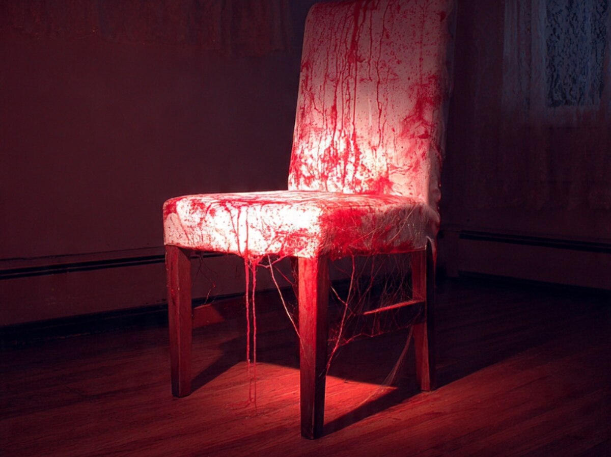 Haunted Chair: मौत की कुर्सी! जिसे कहा जाता है 'डेथ चेयर', इस पर बैठने ...