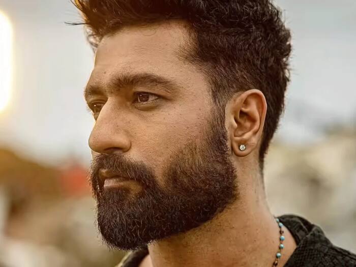 Vicky kaushal ear piercing