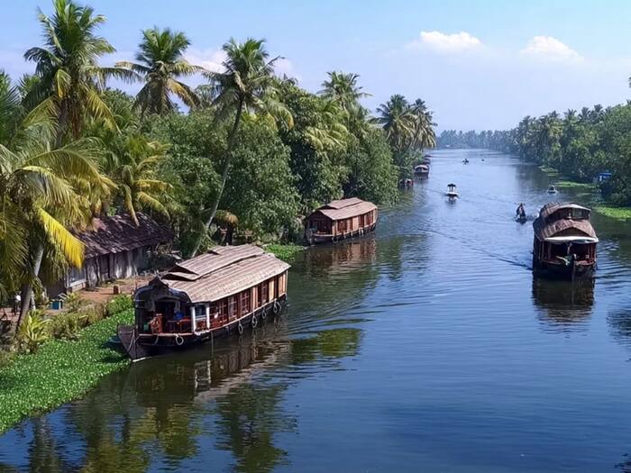 Alleppey backwaters