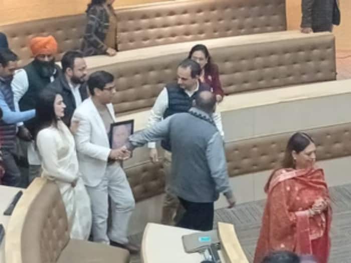 Saurabh Joshi salary