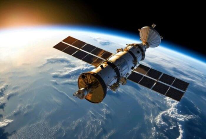 Space satellite deployment