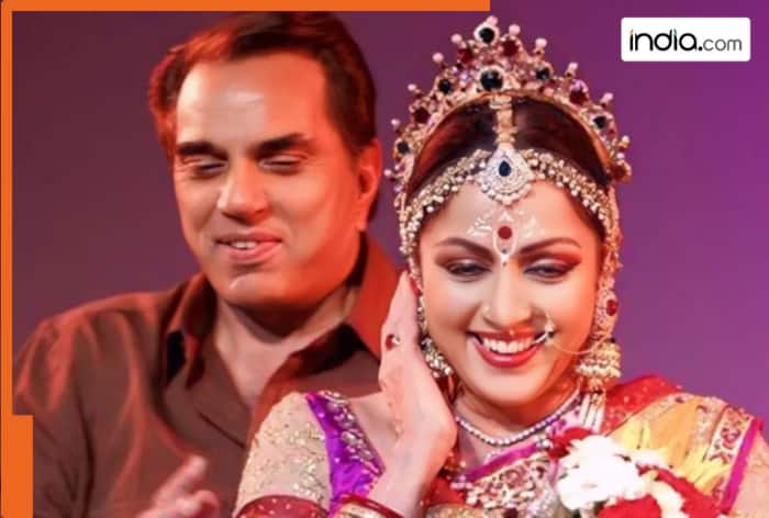Hema Malini celebrates her late husband Dharmendra&rsquo;s Padma Vibhushan honour, calls it a 'Proud moment'