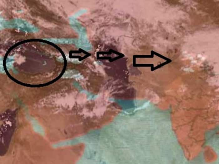 What is the reason of hot Weather in January