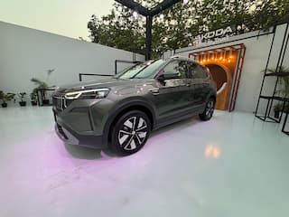 2026 Skoda Kushaq Facelift: Big Changes You Should Know! 2026 Skoda Kushaq Facelift: Big Changes You Should Know!