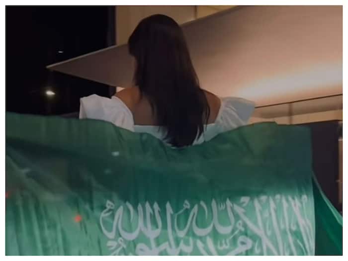 Saudi Arab Ke Rashtra Gaan Ka Matlab