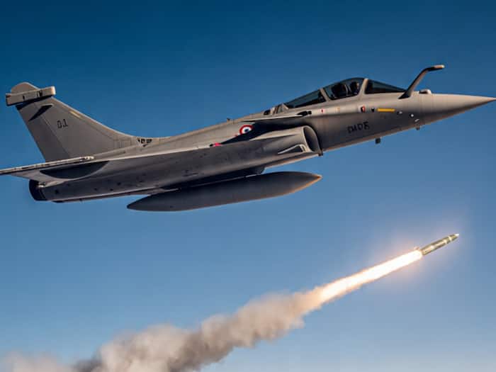 Tejas vs JF 17 speed