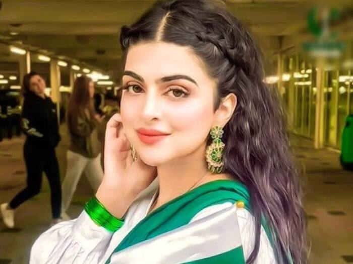 Pakistan qaumi tarana history hindu