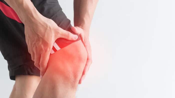 Why does knee pain increase in winter
