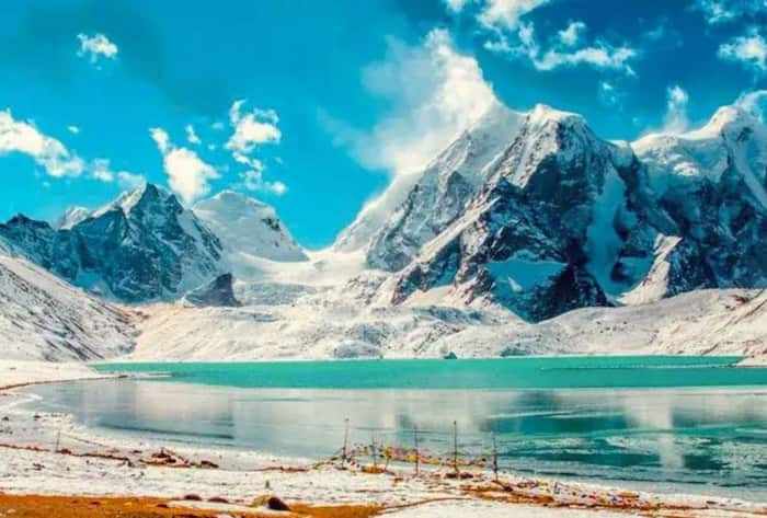 Snow covered hill stations India