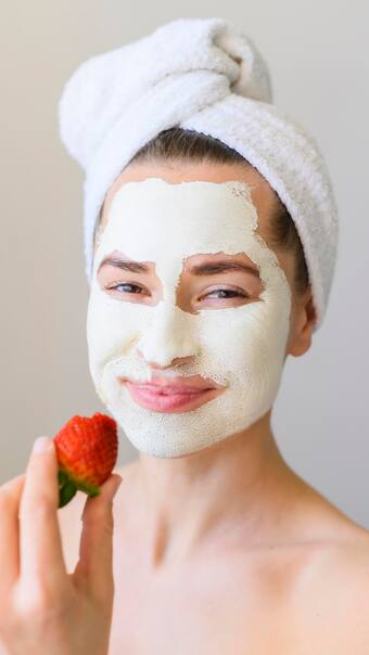 Natural Glow Face Pack for Clear Skin