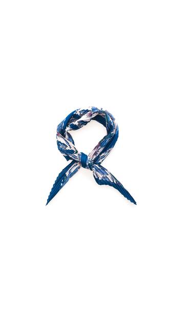 Elegant Women’s Scarf for Everyday Style