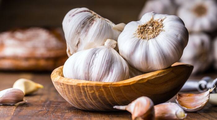 How to eat garlic to control vitamin b12 deficiency