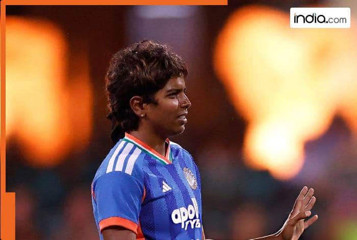 India Women beat Australia Women 21 runs