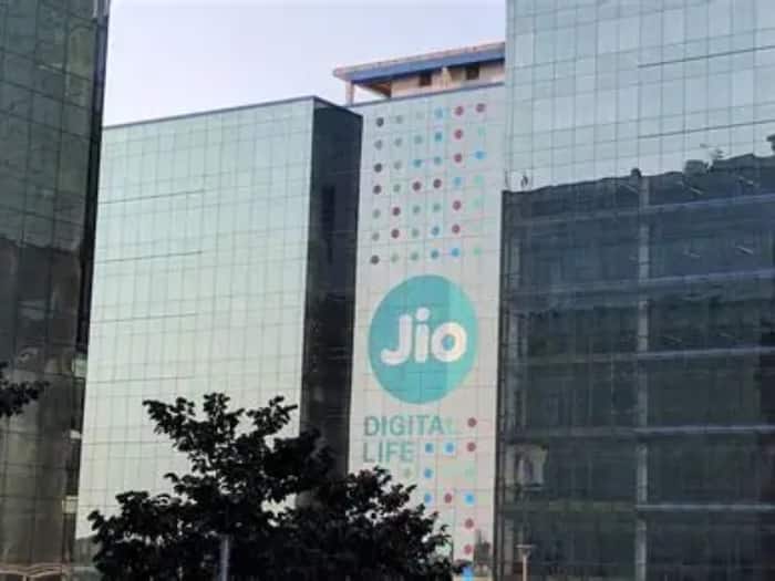 Jio 10GB data offer news