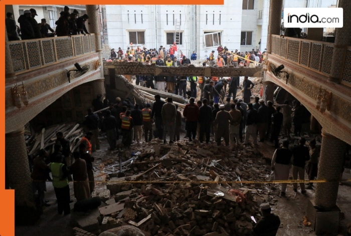 15 killed, many injured as suicide bomber detonates himself inside Islamabad’s Shia shrine