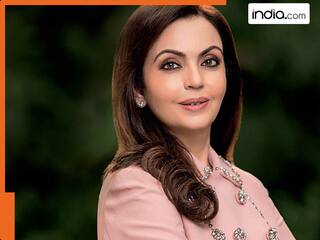 62 साल की उम्र में भी नीता अंबानी की स्किन इतना ग्लो कैसे करती है? आखिरकार खुल गया राज, ये लगाती हैं